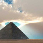 Le mystère de la grande pyramide - Graphisme - typographie, création, vectoriel