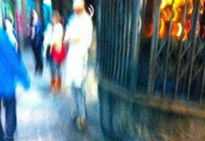 Barcelone : la Sagrada Familia est fractale ! - Fractales - spirales, fractale, coloré