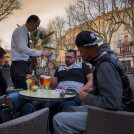 Sur le pont d'Avignon ! - Médias - presse, écran, reportage