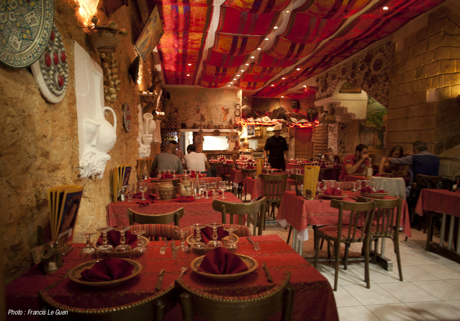Le Femina : le meilleur couscous de Marseille ! - Marseille - Marseille, ville, port