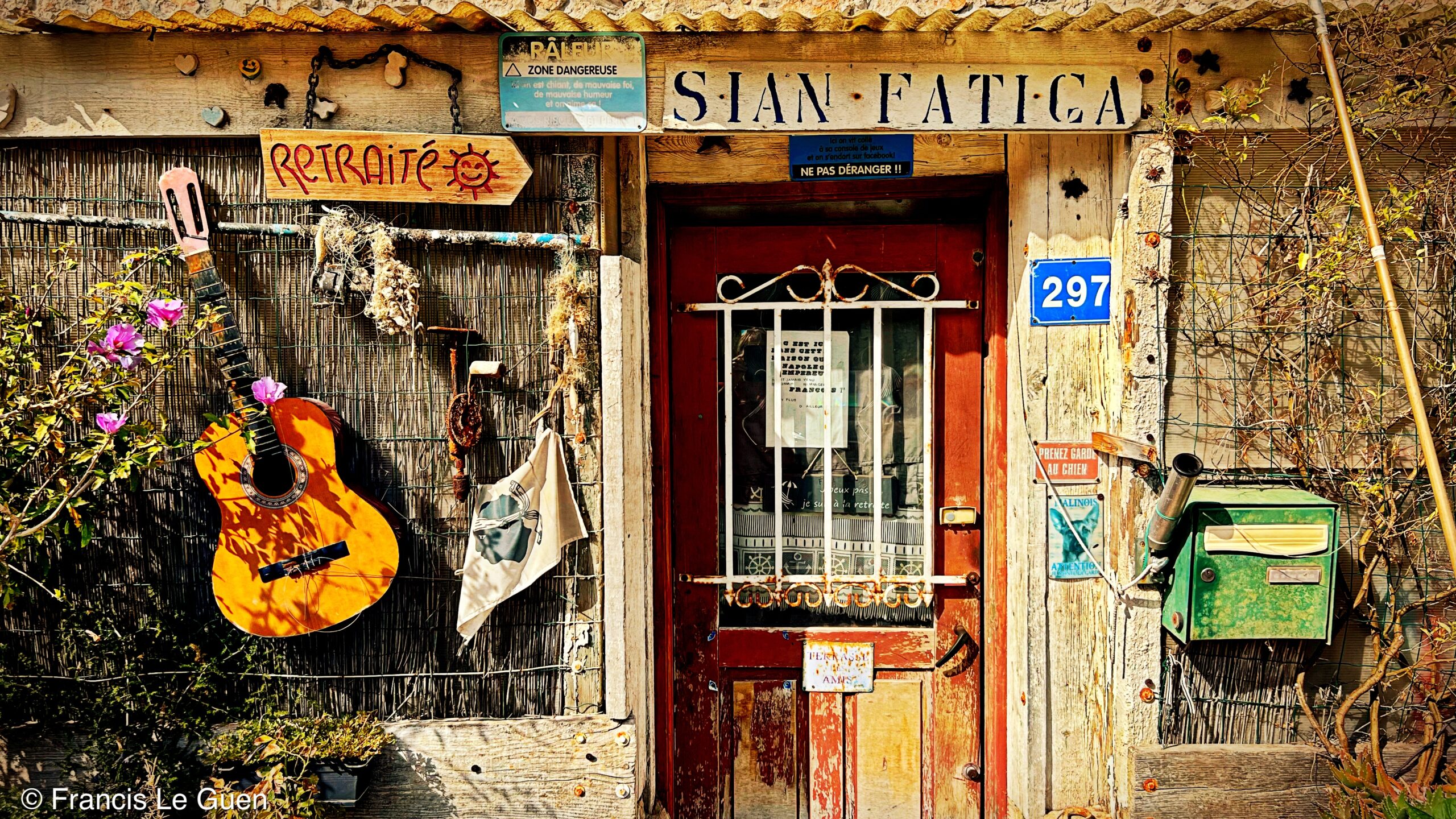 La grotte - Restaurant - Marseille - architecture, Méditerranée, panier