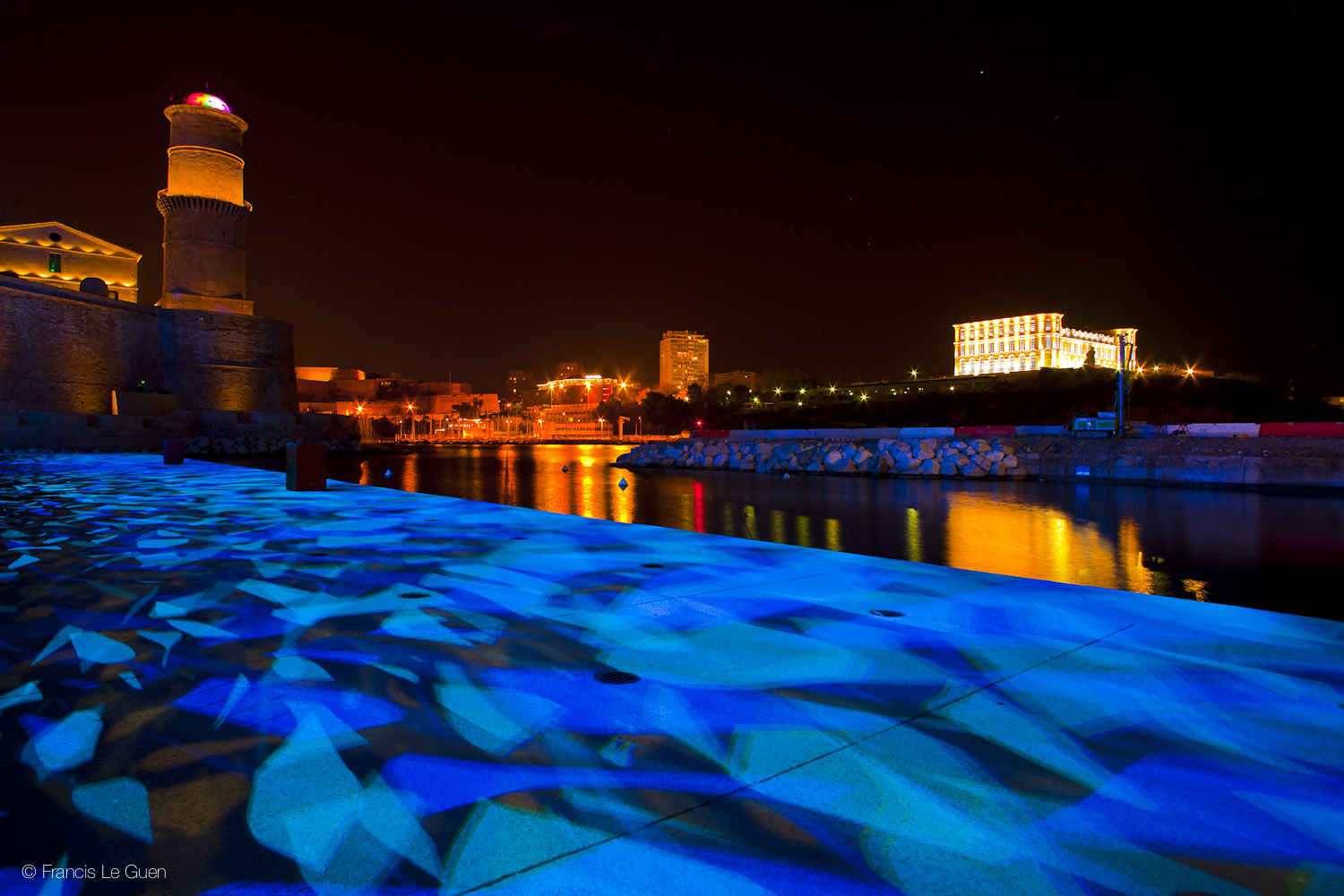 MUCEM - Marseille - Marseille - port, lumière, panier