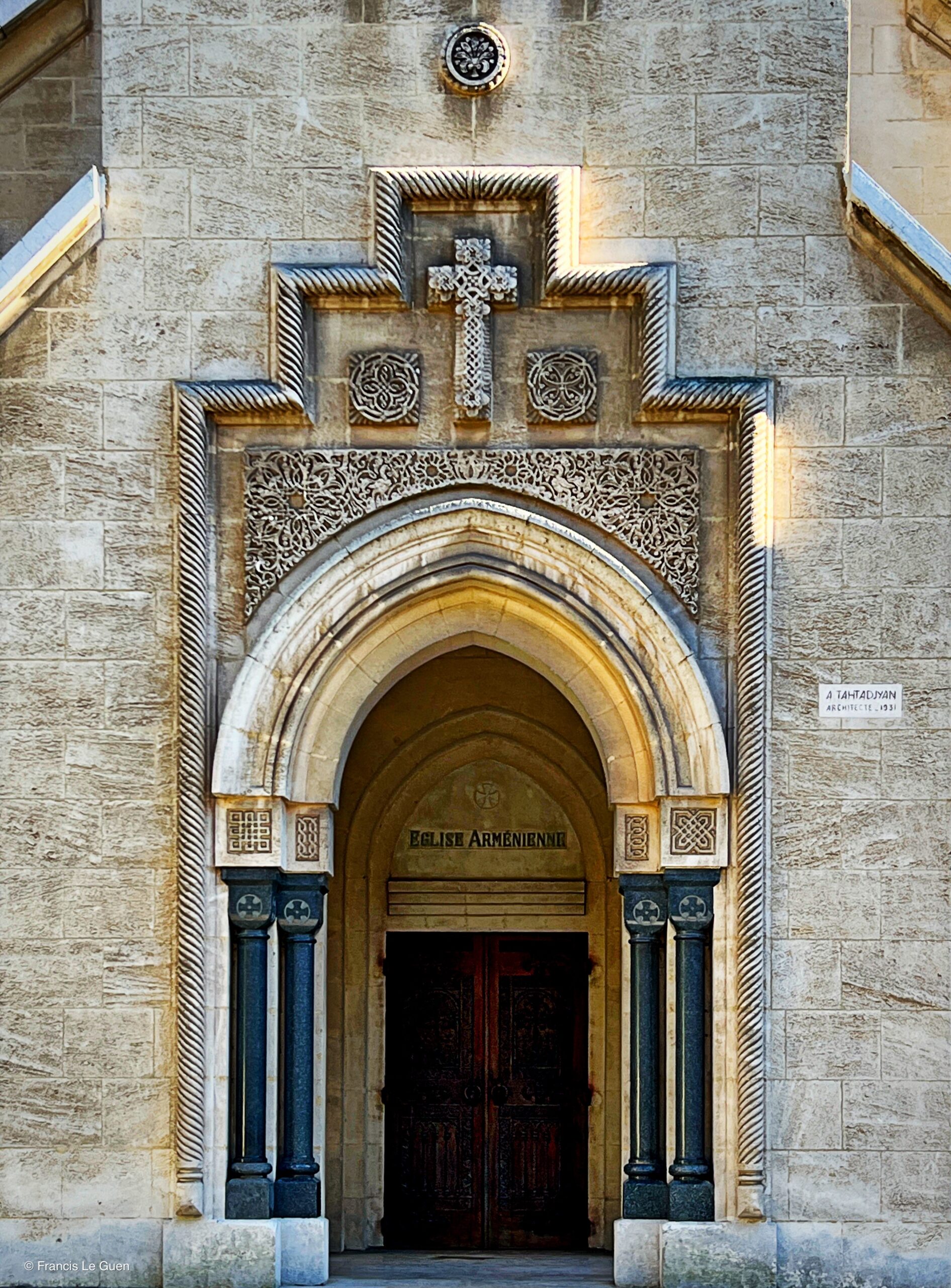 Eglise arménienne - Marseille - Marseille - architecture, bouillabaisse, Méditerranée