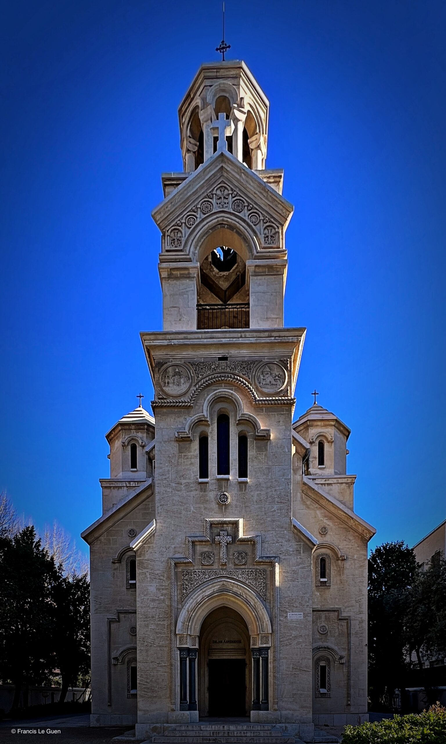 Eglise arménienne - Marseille - Marseille - architecture, bouillabaisse, Méditerranée