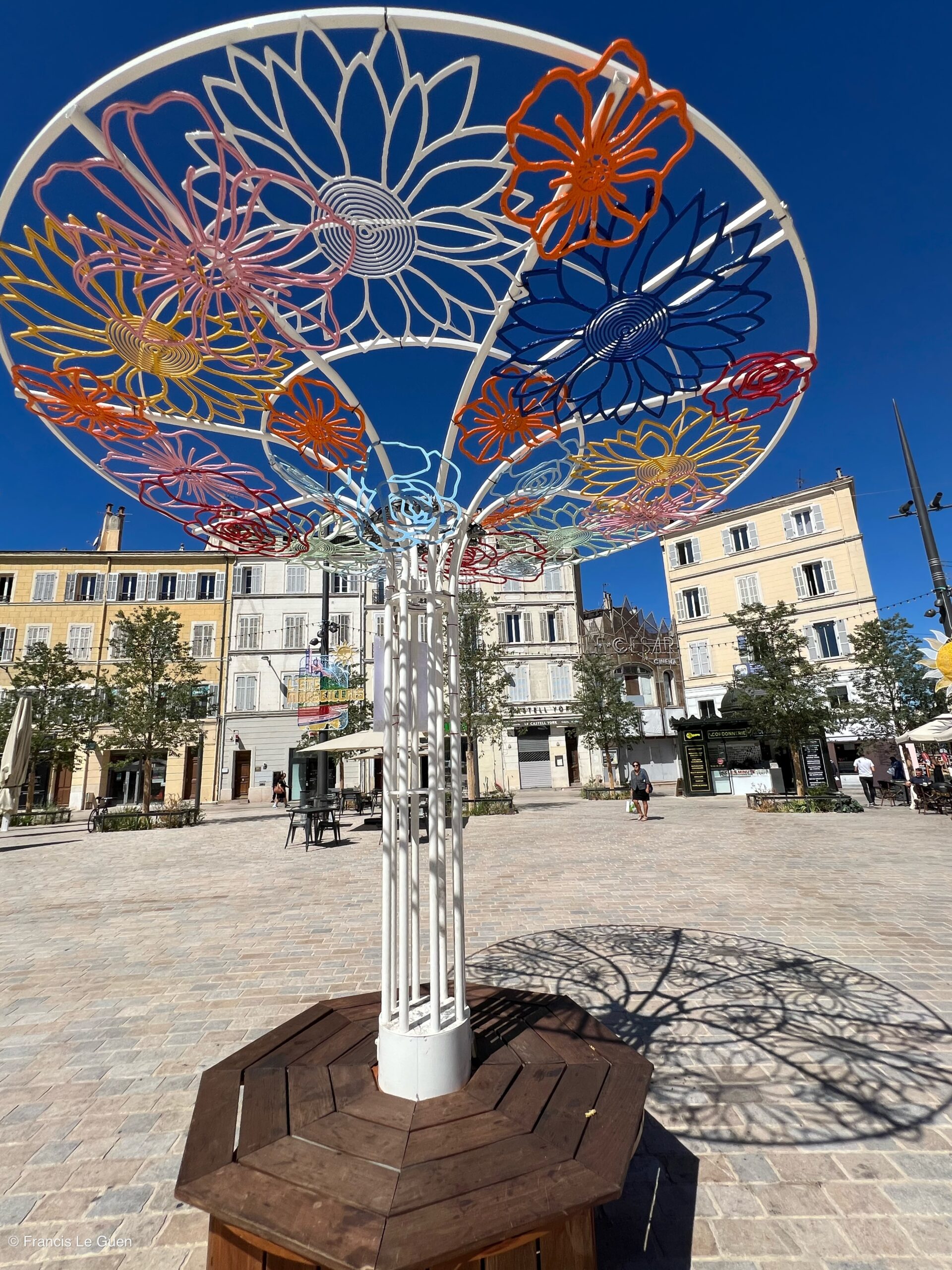 Place Castellane : la nouvelle cicatrice minérale de Marseille ? - Humeur - rêverie, intimité, sentiment